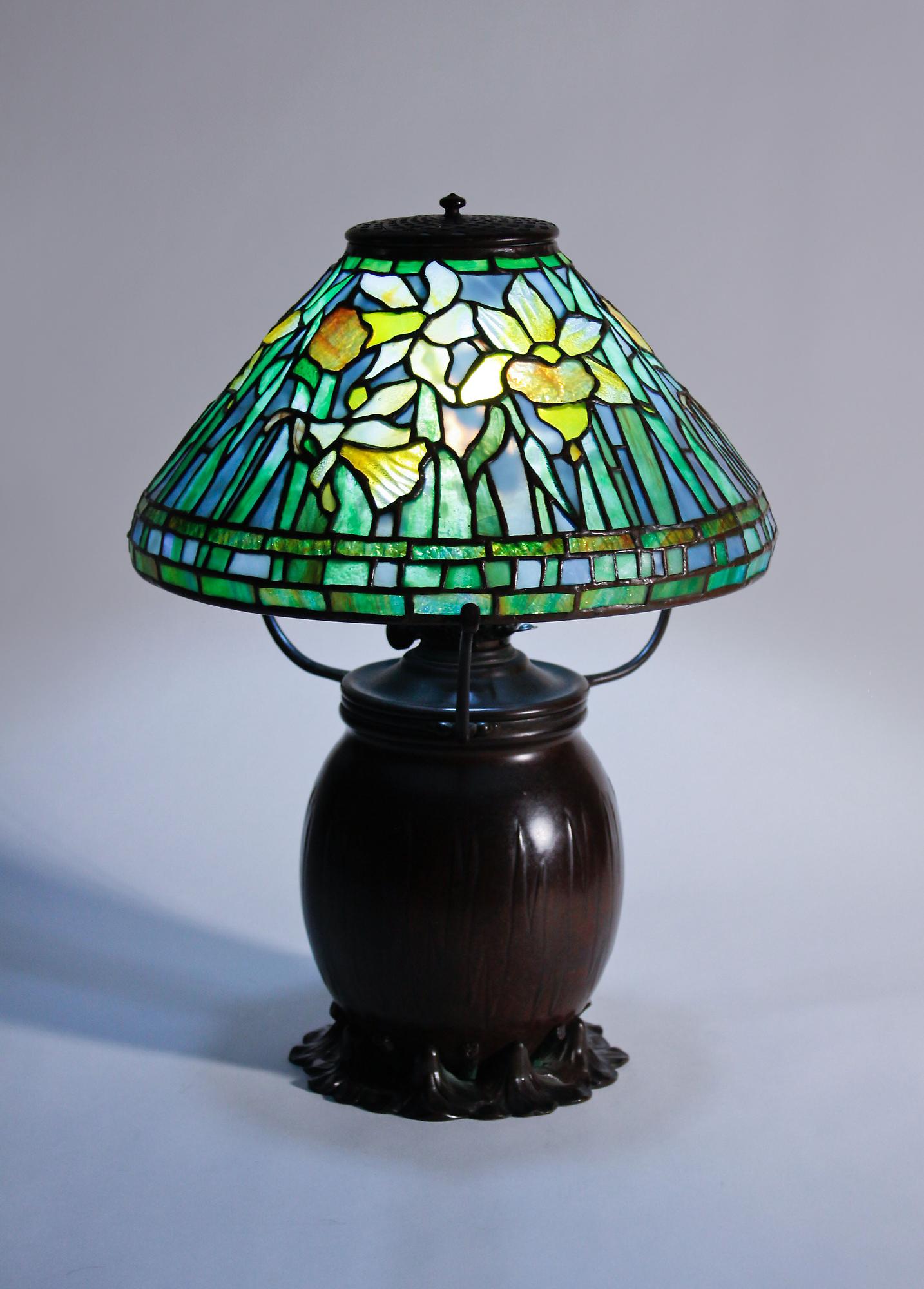 Tiffany Studios Daffodil Table Lamp 1