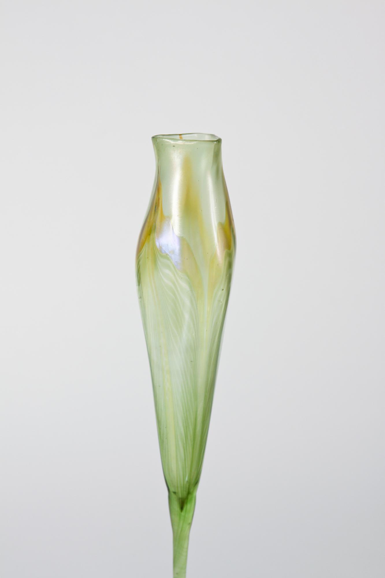 Tiffany Favrile Glass  Calyx Flower Form Vase 3