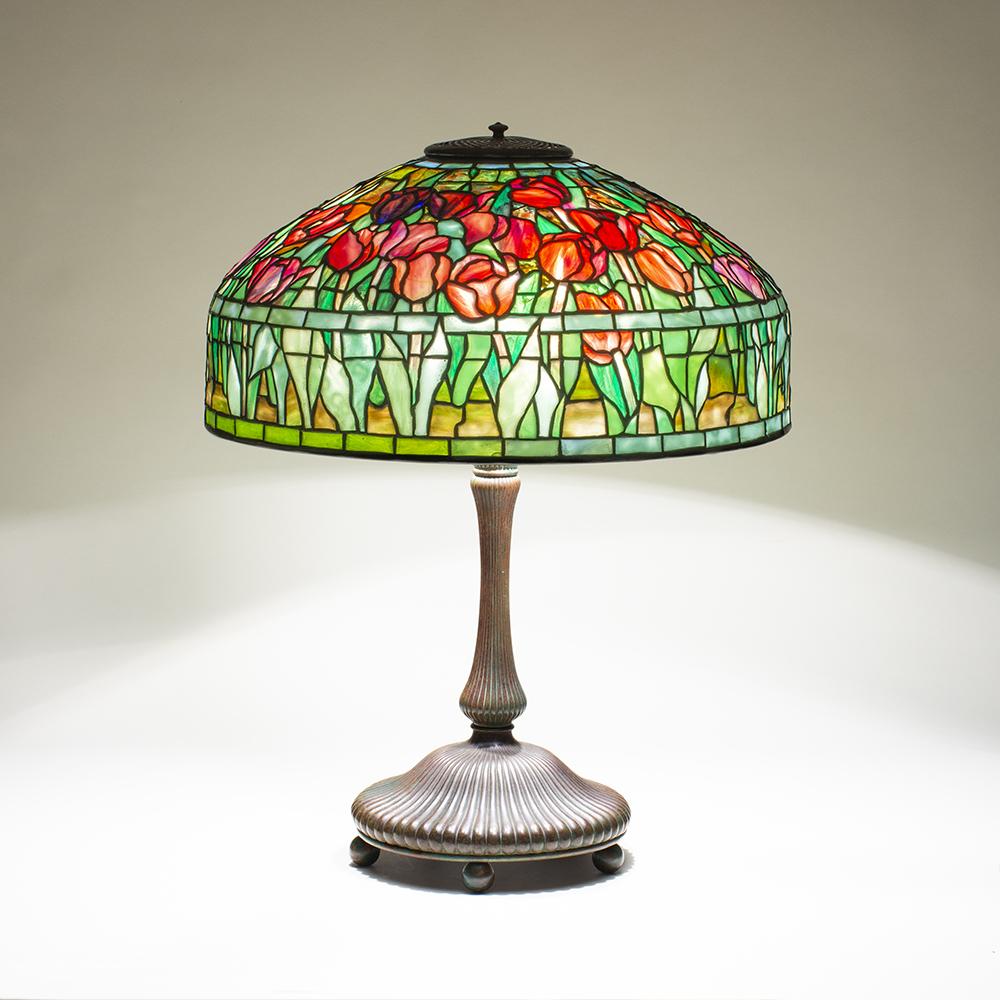 Tiffany Studios  Tulip Table Lamp 1