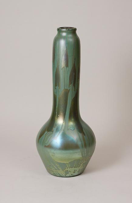 Tiffany Favrile Glass  Monumental Vase with Leaf and Vine Decoration 2