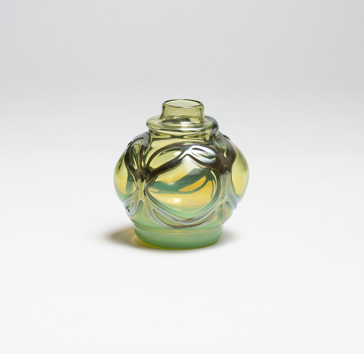 Tiffany Favrile Glass  Early Cabinet Vase 1