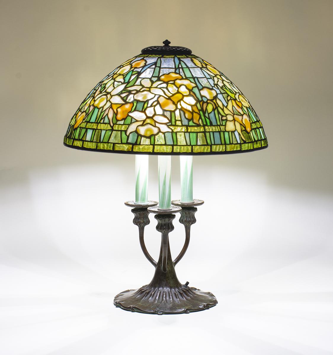 Tiffany Studios  Daffodil Table Lamp 1