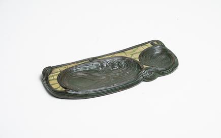 Tiffany Glass & Decorating Co. Swirl Pen Tray 1