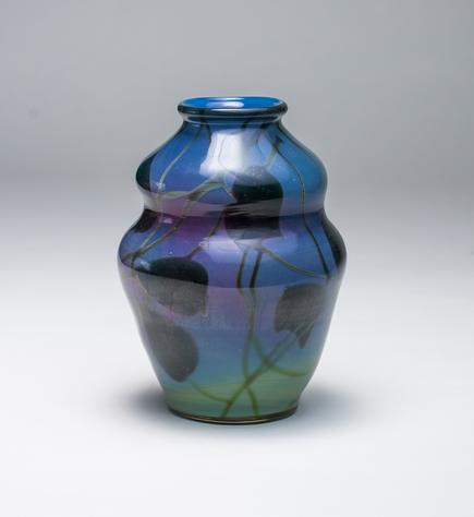 Tiffany Favrile Glass  Reactive Vase 1